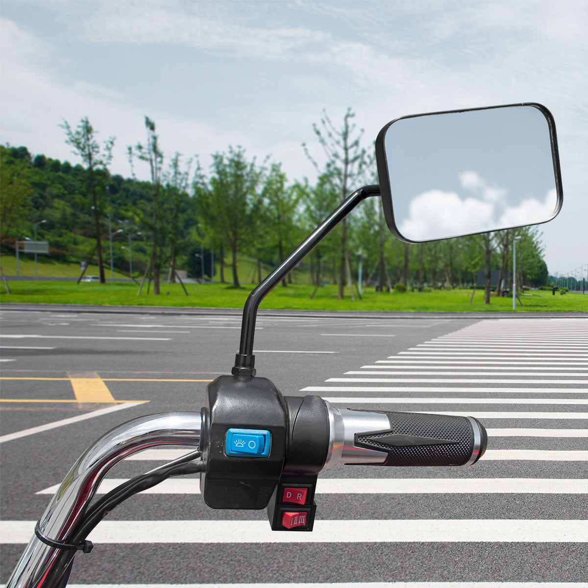 Triciclo de Carga Eléctrico Kiwo, Color Rojo